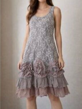 Ryu Lace Overlay Tiered Ruffle Dress - L